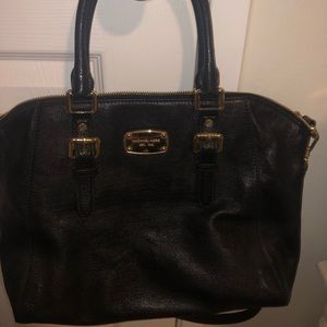 Michael Kors purse / optional cross body (OBO)
